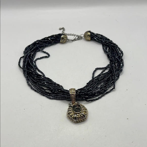 Elegant Black Beaded  Necklace with Gold and Silver tone Pendant  with Quartz - Picture 10 of 14